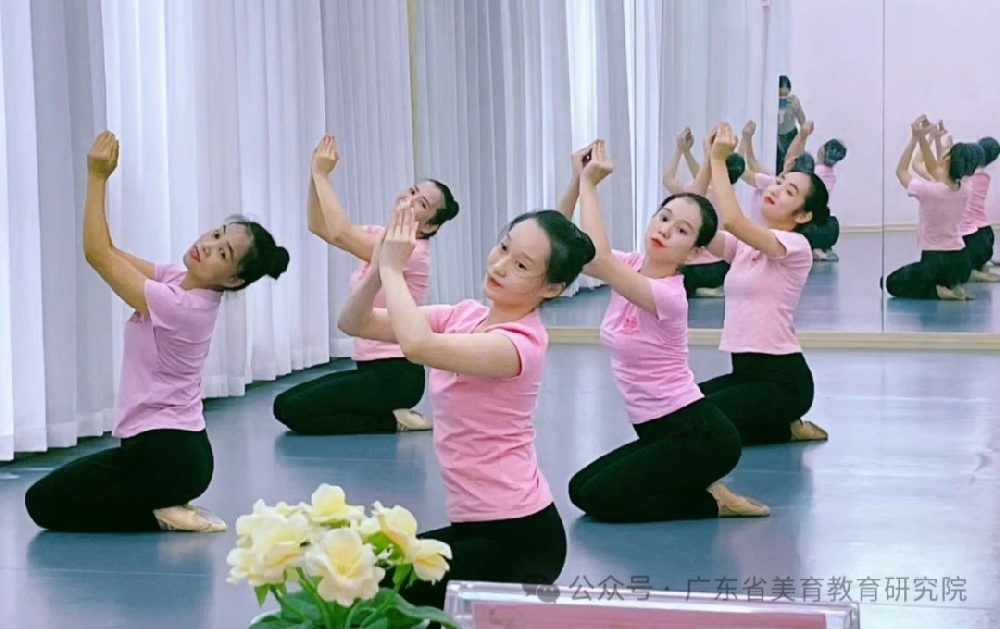 【校外美育优秀教师培养计划】中国舞师资培训班（华文传承专项基金公益资助项目）